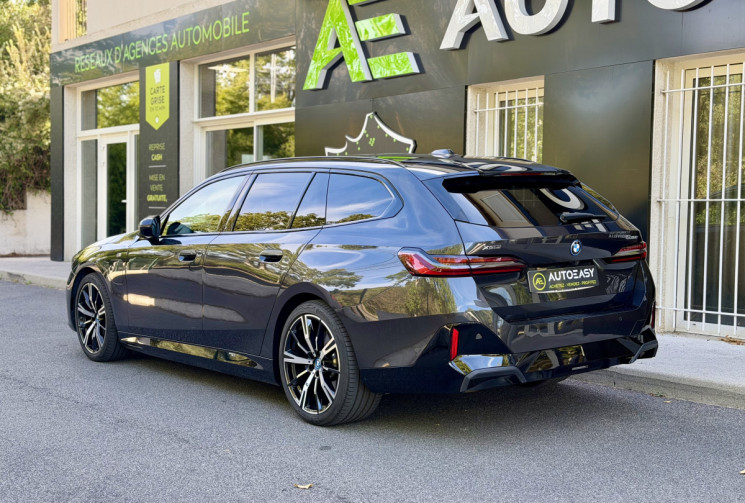 BMW SERIE 5 TOURING M Sport Pro 530e xDrive 299 G61 / FULL Options / 1ere main / TVA apparente 