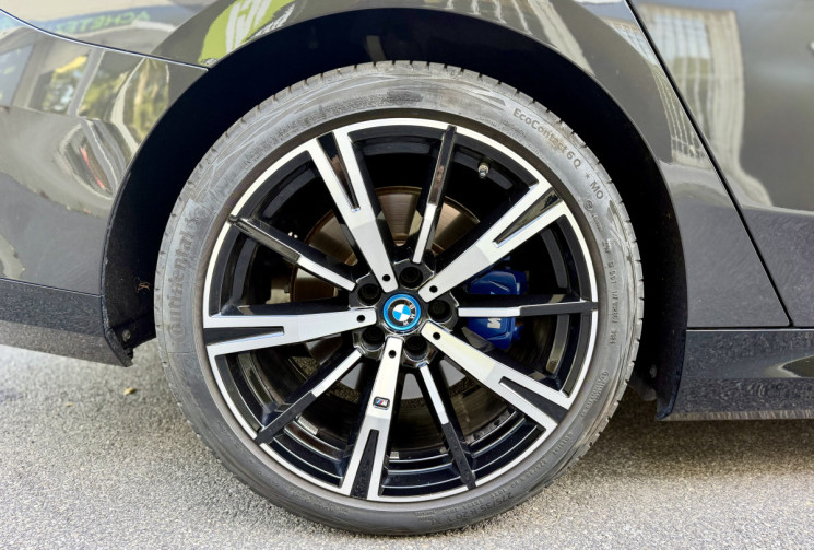 BMW SERIE 5 TOURING M Sport Pro 530e xDrive 299 G61 / FULL Options / 1ere main / TVA apparente 