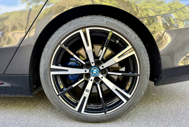 BMW SERIE 5 TOURING M Sport Pro 530e xDrive 299 G61 / FULL Options / 1ere main / TVA apparente 