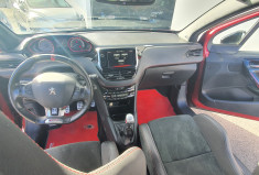 Peugeot 208 GTI 208 cv by Peugeot Sport