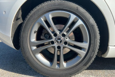 Mercedes Classe A  180 STYLE LINE 7G-DCT / Suivi Mercedes