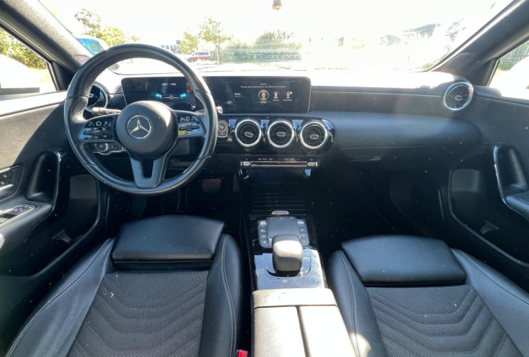 Mercedes Classe A  180 STYLE LINE 7G-DCT / Suivi Mercedes