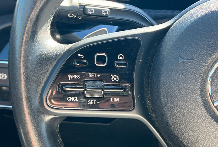 Mercedes Classe A  180 STYLE LINE 7G-DCT / Suivi Mercedes