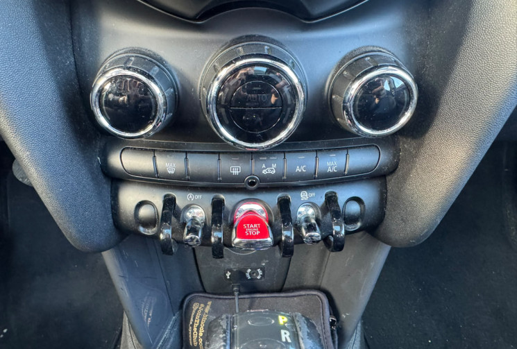 Mini Mini  3 (F56)  Cooper 1.5 i 136 CV BVA MARYLEBONE