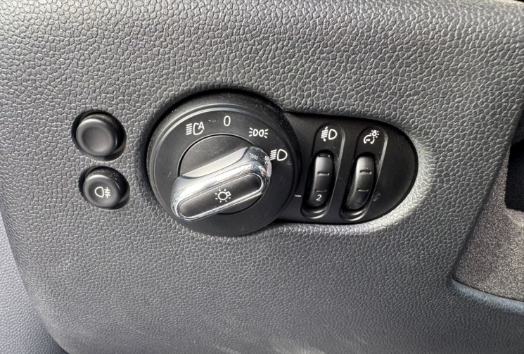 Mini Mini  3 (F56)  Cooper 1.5 i 136 CV BVA MARYLEBONE