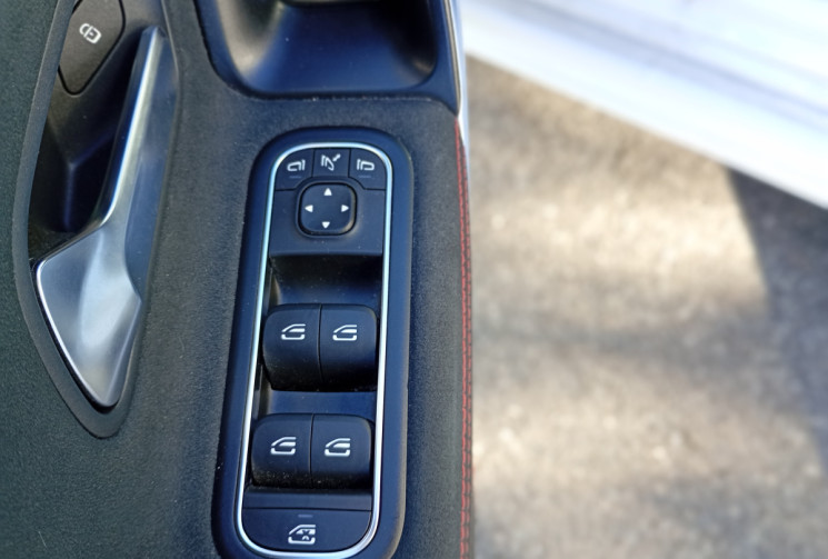 Mercedes CLA SHOOTING BRAKE 200 AMG Line