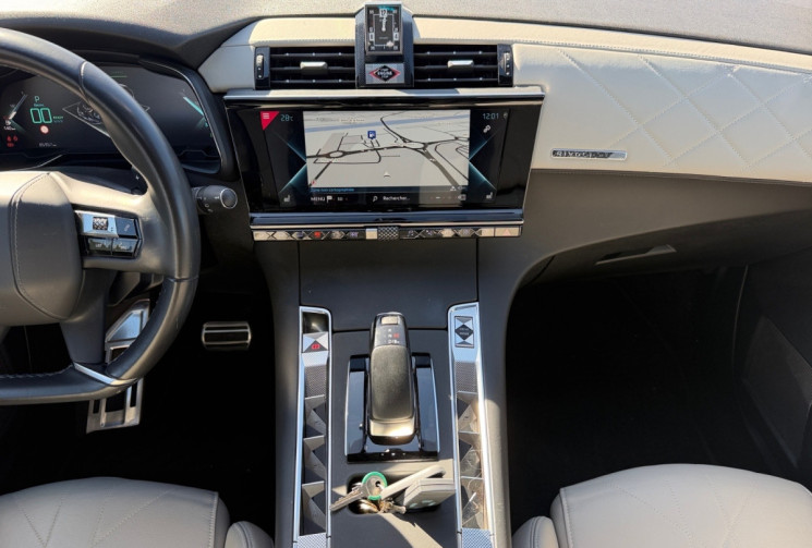 DS DS 7 Crossback PHEV E-TENSE 300 EAT8 4X4 RIVOLI