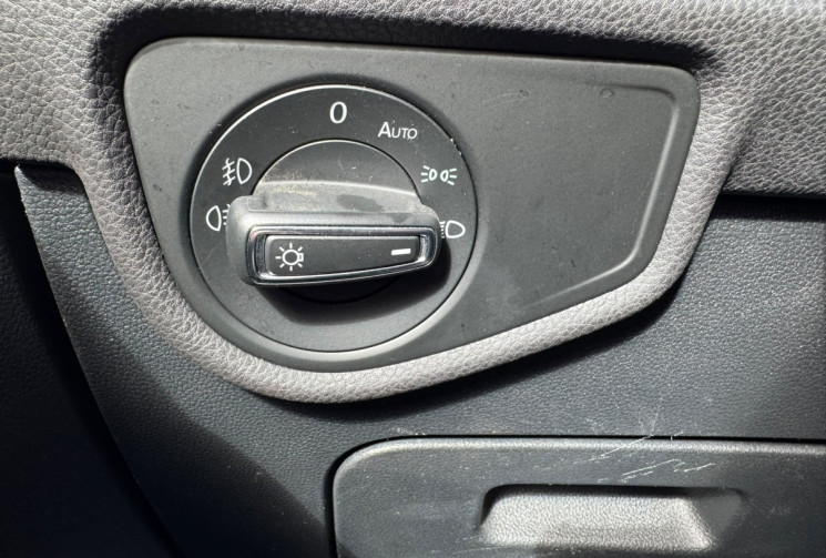 Volkswagen Touran 2.0 TDI 150ch BlueMotion Technology FAP Sound 7 places