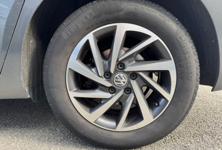 Volkswagen Touran 2.0 TDI 150ch BlueMotion Technology FAP Sound 7 places
