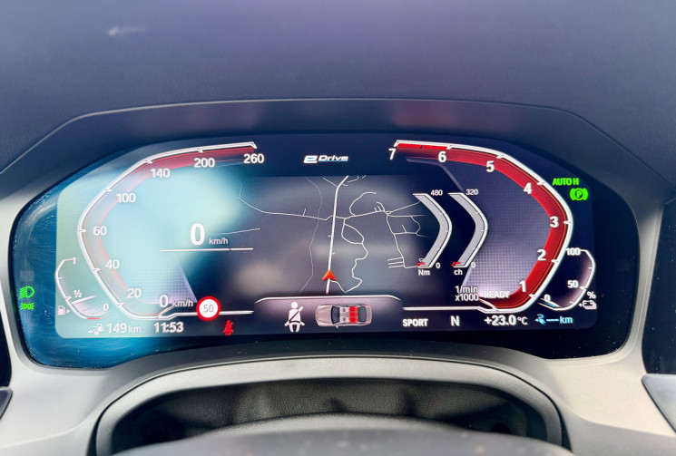 BMW Série 3 M Sport 330e 2.0 292 Plug in Hybrid Steptronic8 / 