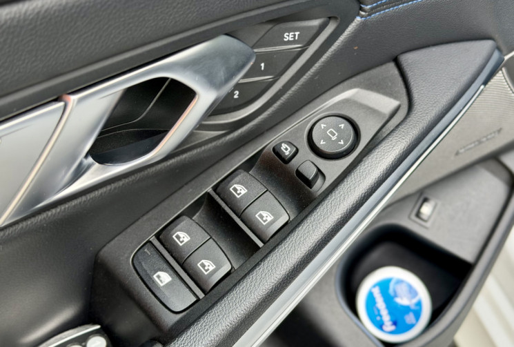 BMW Série 3 M Sport 330e 2.0 292 Plug in Hybrid Steptronic8 / CarPlay / Tete Haute / Attelage 