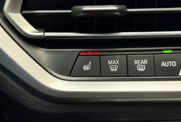 BMW Série 3 M Sport 330e 2.0 292 Plug in Hybrid Steptronic8 / 
