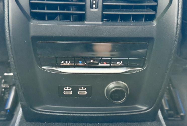 BMW Série 3 M Sport 330e 2.0 292 Plug in Hybrid Steptronic8 / 