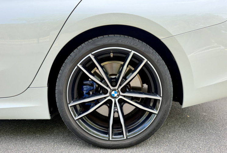 BMW Série 3 M Sport 330e 2.0 292 Plug in Hybrid Steptronic8 / 