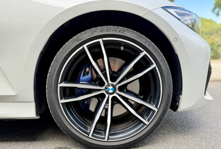 BMW Série 3 M Sport 330e 2.0 292 Plug in Hybrid Steptronic8 / 