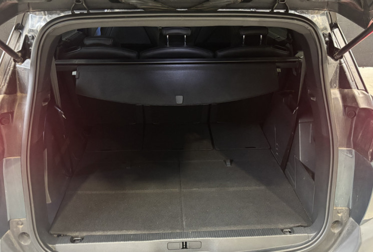 Peugeot 5008 1.5 BlueHDi 130 GT LINE 2018 / CARPLAY / CAMÉRA DE RECUL / 7 PLACES