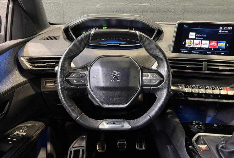 Peugeot 5008 1.5 BlueHDi 130 GT LINE 2018 / CARPLAY / CAMÉRA DE RECUL / 7 PLACES
