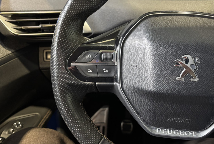 Peugeot 5008 1.5 BlueHDi 130 GT LINE 2018 / CARPLAY / CAMÉRA DE RECUL / 7 PLACES