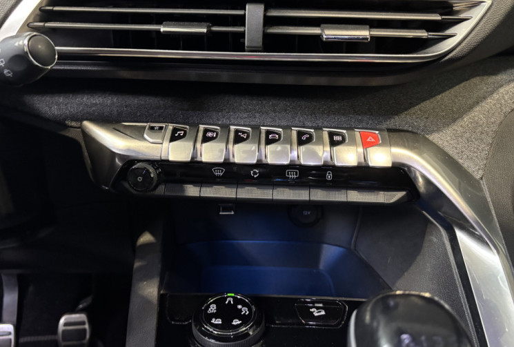 Peugeot 5008 1.5 BlueHDi 130 GT LINE 2018 / CARPLAY / CAMÉRA DE RECUL / 7 PLACES
