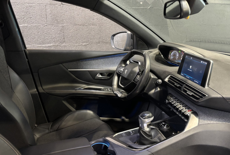 Peugeot 5008 1.5 BlueHDi 130 GT LINE 2018 / CARPLAY / CAMÉRA DE RECUL / 7 PLACES