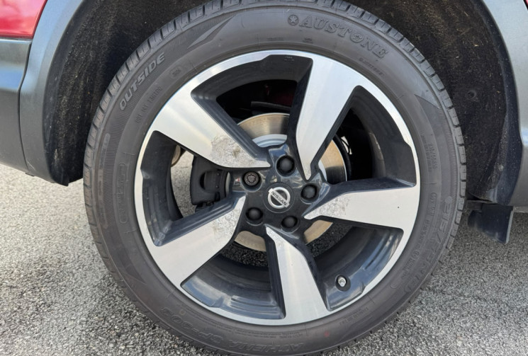 Nissan Qashqai 1.5 dCi 110 ch Tekna