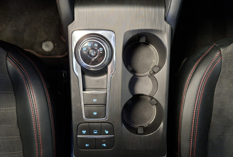 Ford Kuga 2.5 DURATEC 225 PHEV POWERSHIFT ST-LINE X / ENTRETIEN A JOUR