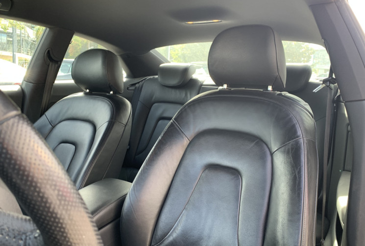 Audi A5 2.7 TDI V6 163 Ambiente