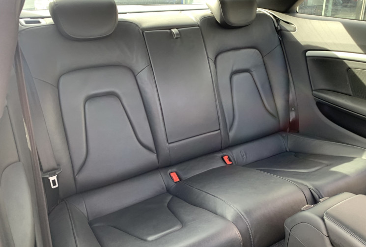 Audi A5 Coupé 2.7 TDI V6 163 Ambiente