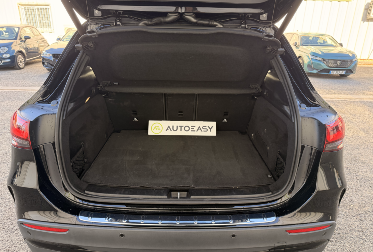 Mercedes GLA 220d 2.0 d 16V 4MATIC 8G-DCT 190 cv  AMG LINE