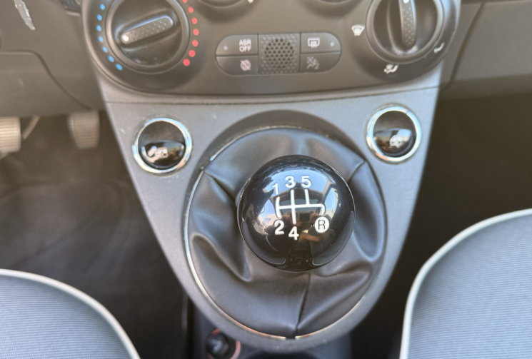 FIAT 500 III Phase 2 0.9 TwinAir 8V Turbo 85 cv * Ideal Jeune Permis * Clim * BT * 2eme Main 