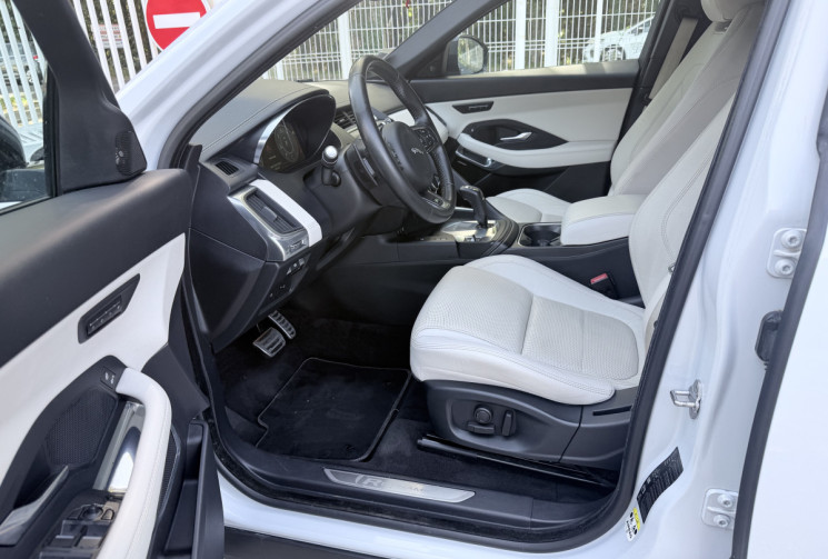 Jaguar E-Pace 2.0 D150 R-Dynamic SE AWD * Français / Stock / Entretien à jour / CarPlay