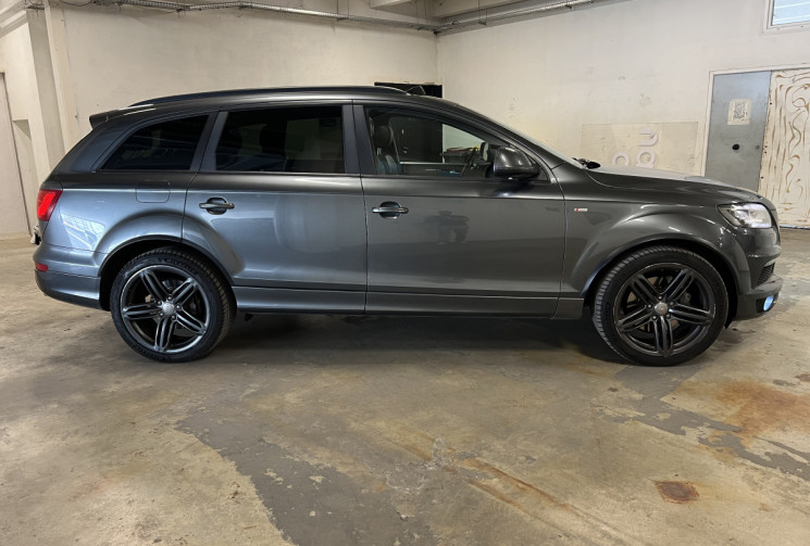 Audi Q7  S LINE 3.0 TDI 245 / Toit Ouvrant / Bose / Lift / Entretien OK