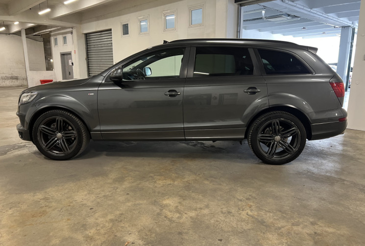 Audi Q7  S LINE 3.0 TDI 245 / Toit Ouvrant / Bose / Lift / Entretien OK