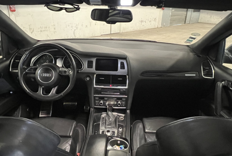 Audi Q7  S LINE 3.0 TDI 245 / Toit Ouvrant / Bose / Lift / Entretien OK