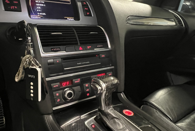 Audi Q7  S LINE 3.0 TDI 245 / Toit Ouvrant / Bose / Lift / Entretien OK