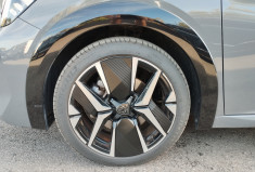 Peugeot 208 1.2 Hybrid 145 GT E-DCS6