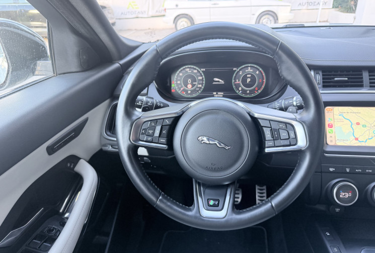Jaguar E-Pace 2.0 D150 R-Dynamic SE AWD * Français / Stock / Entretien à jour / CarPlay