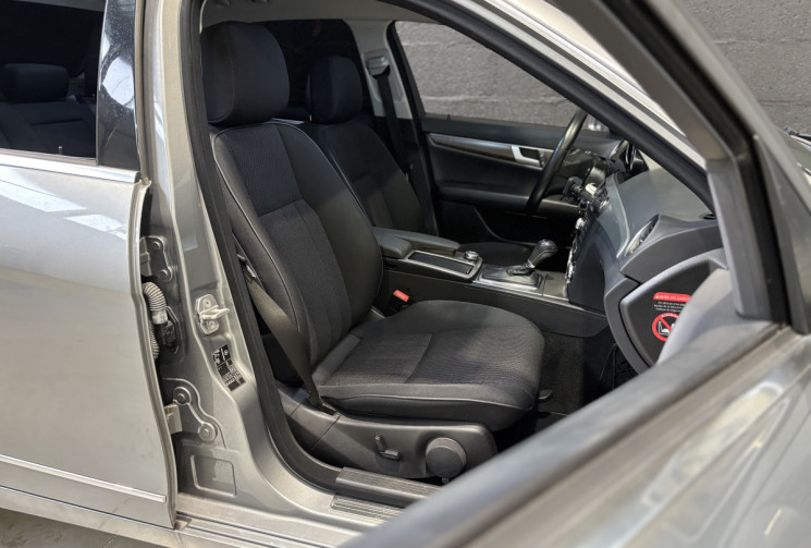Mercedes Classe C 200 CDI Élégance / Boîte automatique 7G-Tronic / Suivi d’entretien disponible