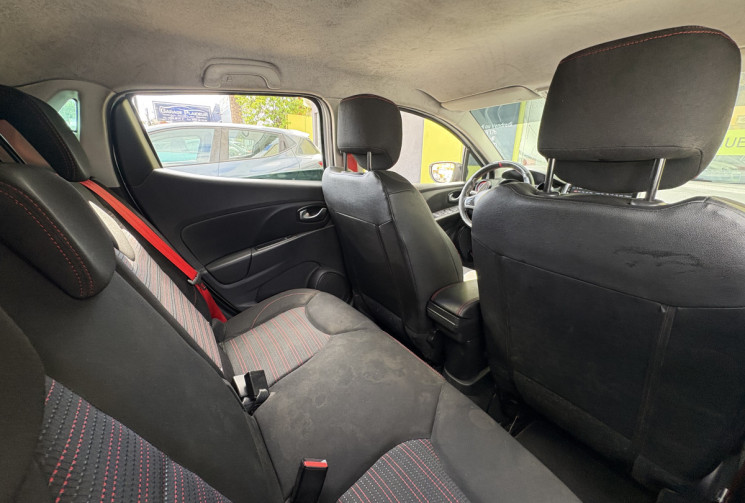 Renault Clio IV 5 Portes Phase 2 RS Trophy 1.6 T 16V EDC6 220 cv Boîte auto