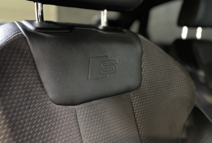 Audi S4 3.0 TDI 347 ch Limousine Quattro / Boîte automatique Tiptronic 8 / Hybride