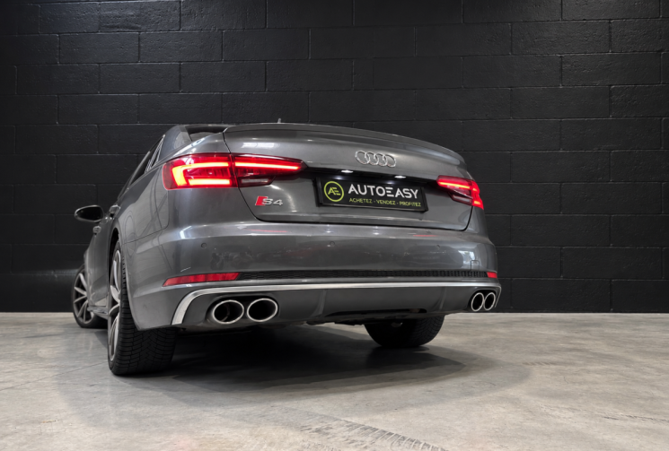 Audi S4 3.0 TDI 347 ch Limousine Quattro / Boîte automatique Tiptronic 8 / Hybride