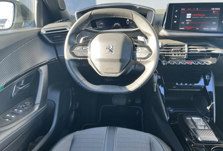 Peugeot 2008 1.5 Blue HDI 130 ALLURE EAT8