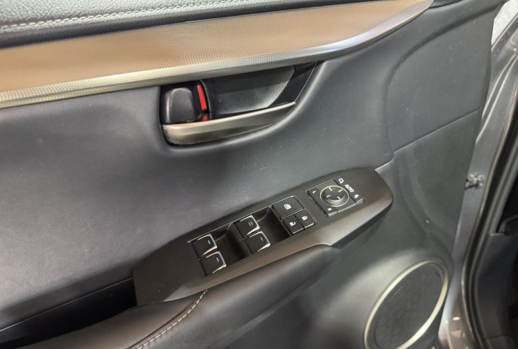 Lexus NX 300h LUXE GARANTIE 1 AN 2.5 VVT-i 197cv Hybrid 