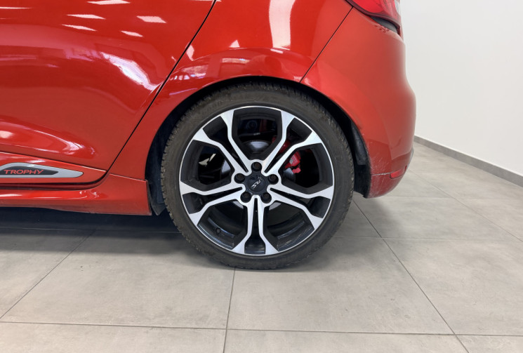 Renault Clio 1.6 Turbo TCe 220 R.S. Trophy / R.S Monitor /Suivi complet Renault