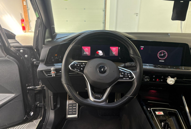 Volkswagen Golf 8 (VIII) GTD 2.0 TDI 200 CV FULL OPTIONS FULL ENTRETIEN VOLKSWAGEN 