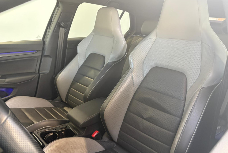 Volkswagen Golf 8 (VIII) GTD 2.0 TDI 200 CV FULL OPTIONS FULL ENTRETIEN VOLKSWAGEN 