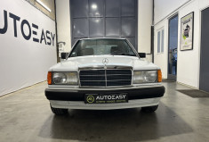 Mercedes 190 1.8 Autoradio + Antenne électrique + Hauts-parleur avant 