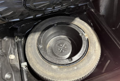 Mercedes 190 1.8 Autoradio + Antenne électrique + Hauts-parleur avant 