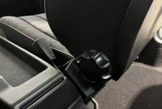 Mercedes 190 1.8 Autoradio + Antenne électrique + Hauts-parleur avant 