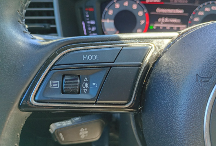 Audi A1 SportBack 30 TFSI 116 ch Design *CarPlay